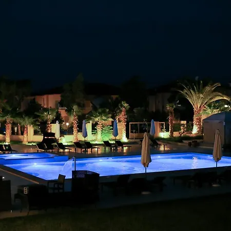 Отель Melathron Ханиоти