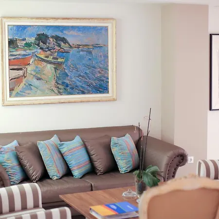 Отель Melathron 4*