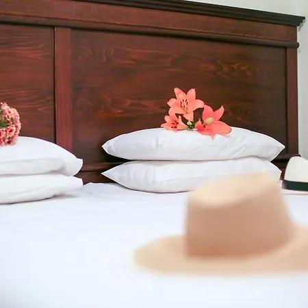 Melathron 4* חניוטי