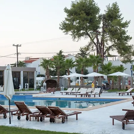 Melathron 4* חניוטי