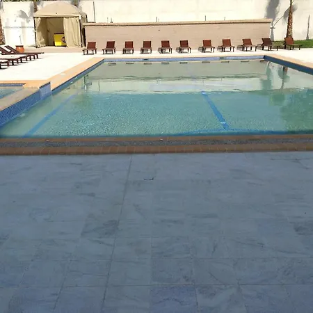 Melathron מלון חניוטי